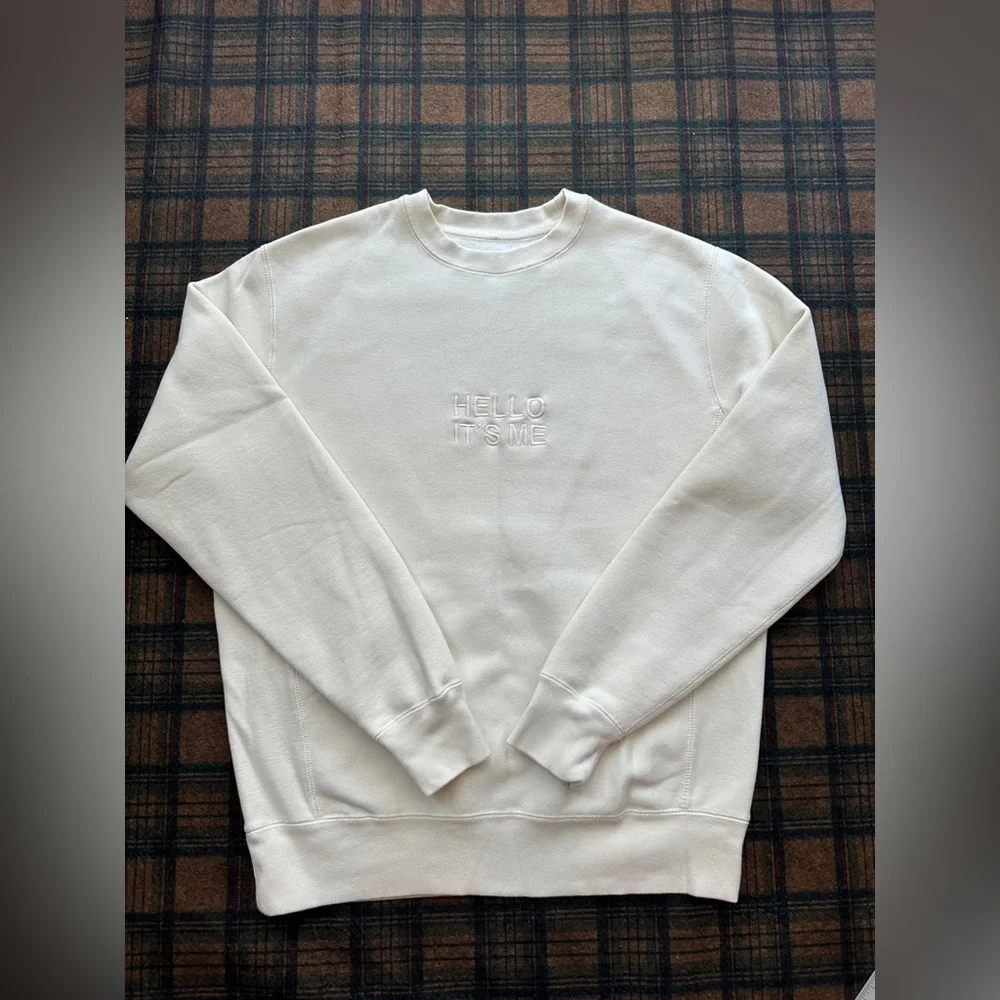 Adele “Hello It’s Me”‎ Sweater Concert Merch Hello by Adele Official small
